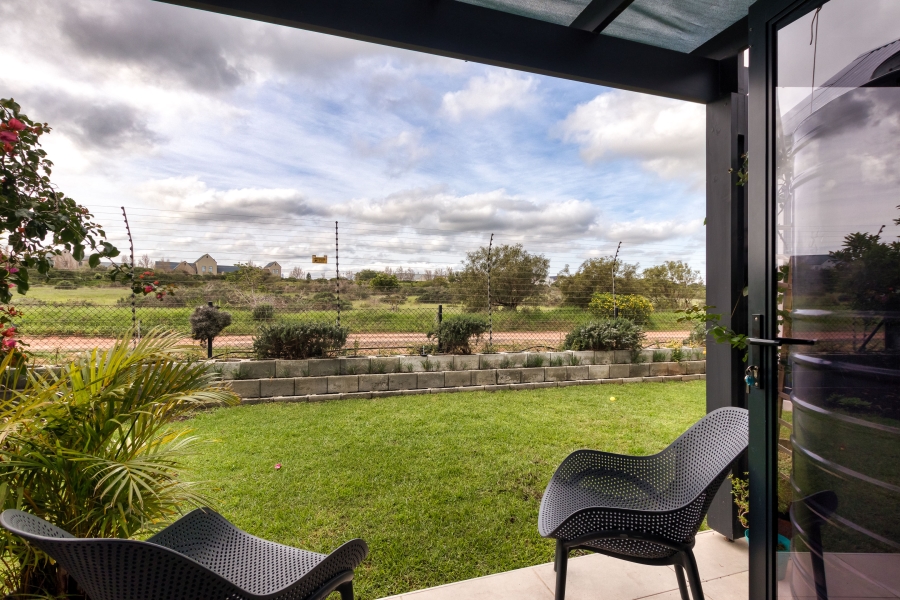 To Let 4 Bedroom Property for Rent in Aan de Wijnlanden Western Cape